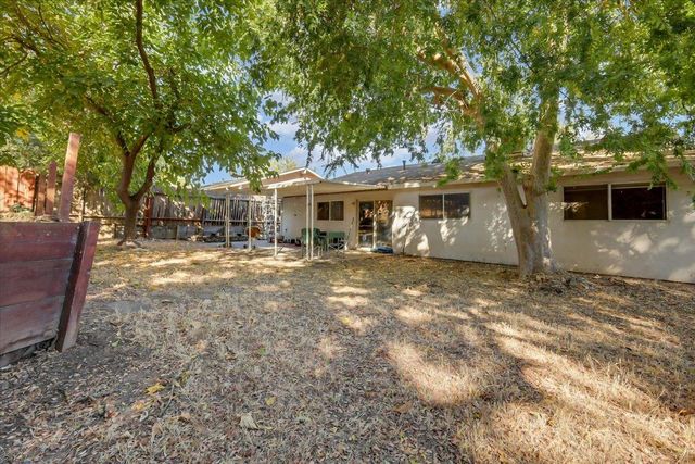 6978 Brayton Ave, Citrus Heights, CA 95621