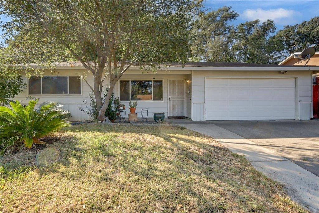 6978 Brayton Ave, Citrus Heights, CA 95621