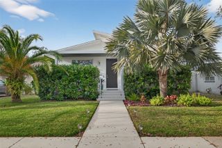 6163 2ND AVENUE S, St Petersburg, FL 33707
