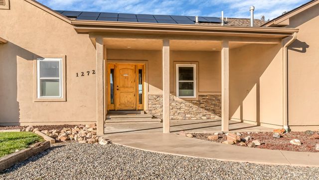 1272 14 Road, Loma, CO 81524