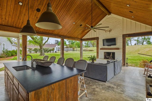 113 COUNTRY CLUB ROAD, Monroe, LA 71201