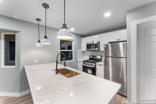 438 SCOTTY DR, San Antonio, TX 78227