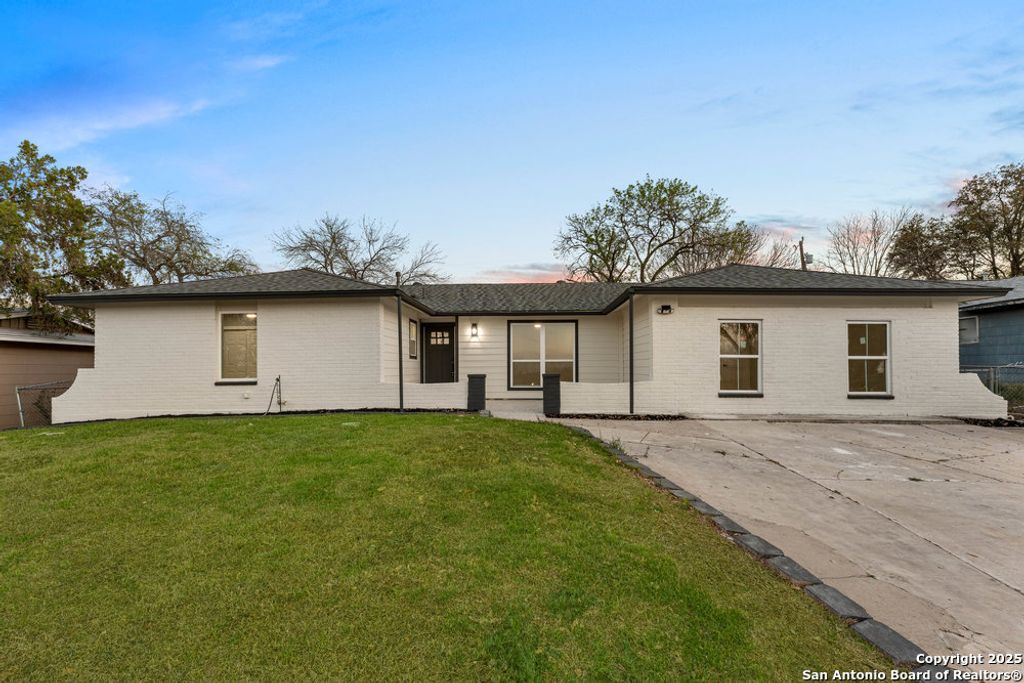 438 SCOTTY DR, San Antonio, TX 78227