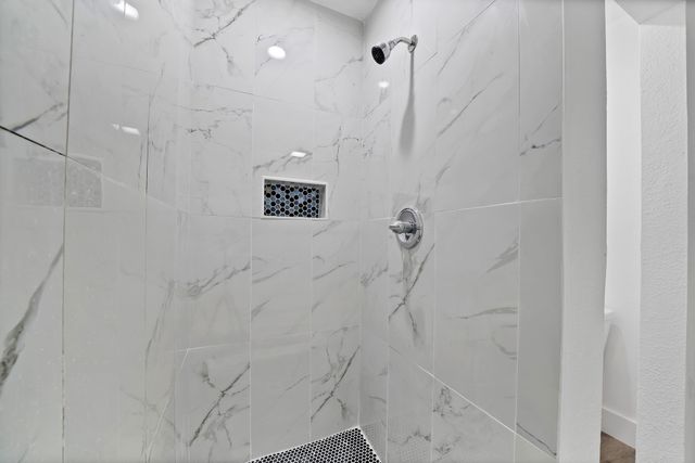 6758 Cartagena Court, Fort Worth, TX 76133