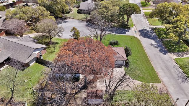 6758 Cartagena Court, Fort Worth, TX 76133