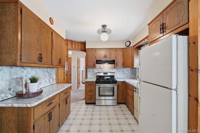 15 Wenzel Lane, Stony Point, NY 10980