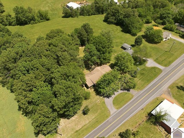 670 Brewers Highway, Hardin, KY 42048