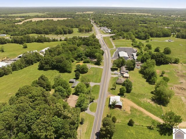 670 Brewers Highway, Hardin, KY 42048