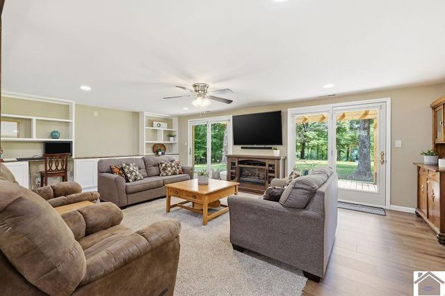 670 Brewers Highway, Hardin, KY 42048