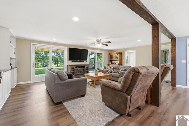 670 Brewers Highway, Hardin, KY 42048