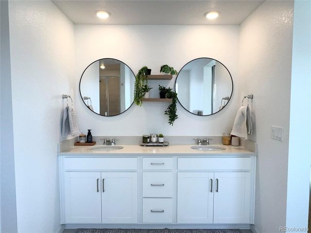 8812 Whiteclover St, Littleton, CO 80125