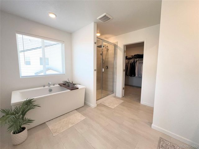 8812 Whiteclover St, Littleton, CO 80125