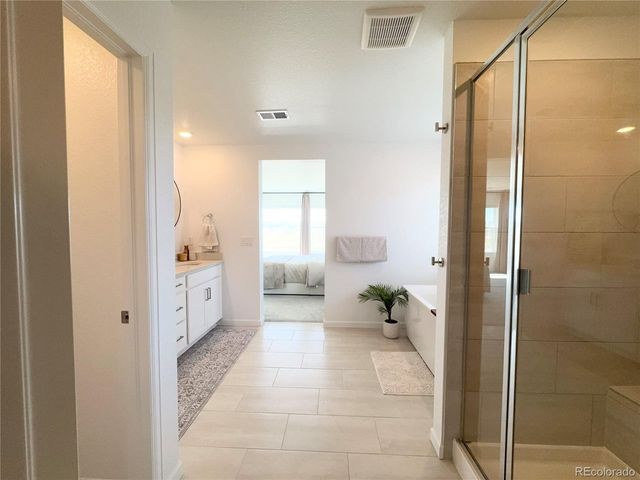 8812 Whiteclover St, Littleton, CO 80125