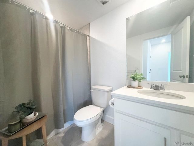 8812 Whiteclover St, Littleton, CO 80125