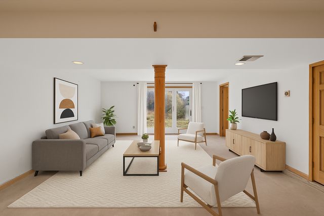 22521 Ironwood Road, Lakeville, MN 55044