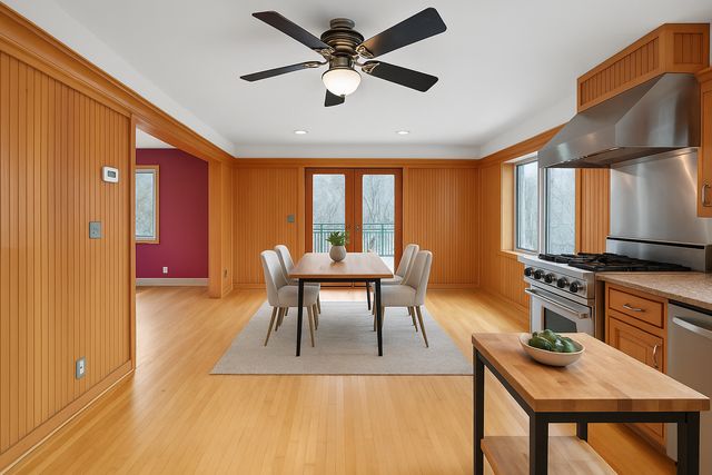 22521 Ironwood Road, Lakeville, MN 55044