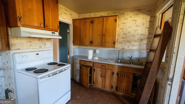 204 Commonwealth Avenue, Port Wentworth, GA 31407