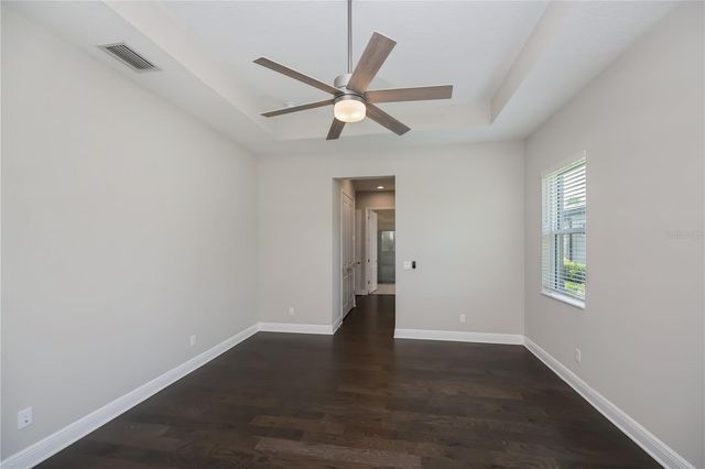 6137 LUNGO LAGO DRIVE, Sarasota, FL 34241