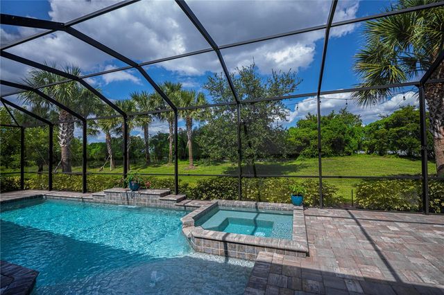 6137 LUNGO LAGO DRIVE, Sarasota, FL 34241