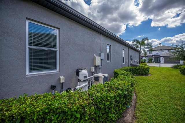 6137 LUNGO LAGO DRIVE, Sarasota, FL 34241