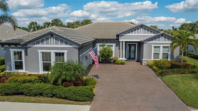 6137 LUNGO LAGO DRIVE, Sarasota, FL 34241