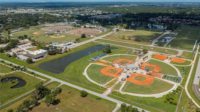 6137 LUNGO LAGO DRIVE, Sarasota, FL 34241