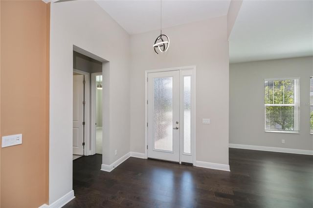 6137 LUNGO LAGO DRIVE, Sarasota, FL 34241