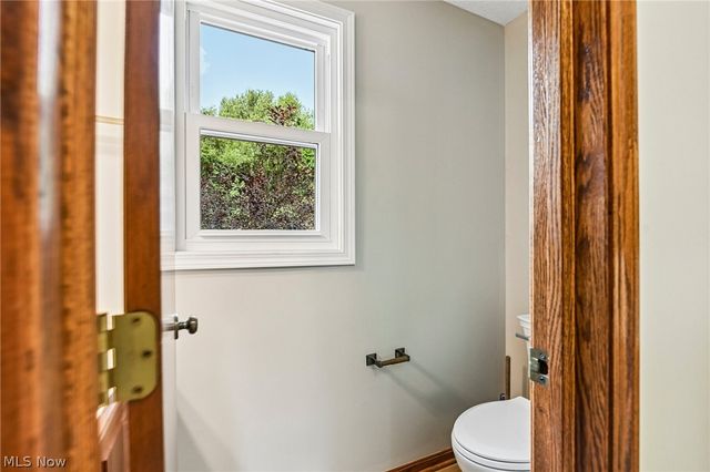 941 Karla Drive, Clinton, OH 44216