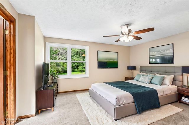 941 Karla Drive, Clinton, OH 44216