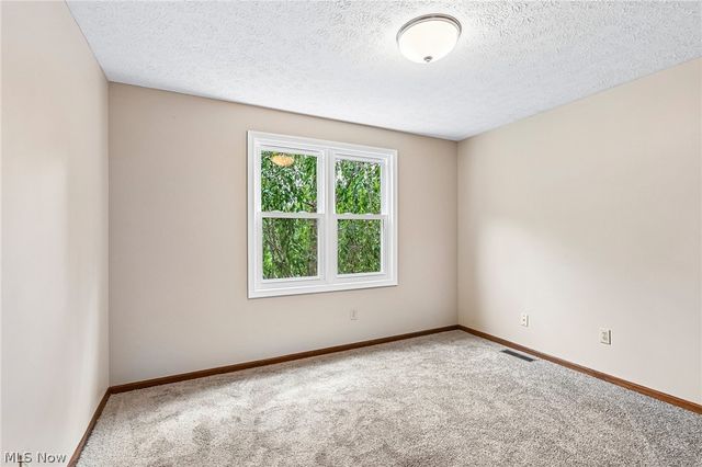 941 Karla Drive, Clinton, OH 44216