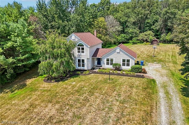 941 Karla Drive, Clinton, OH 44216