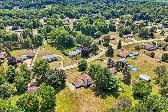 941 Karla Drive, Clinton, OH 44216