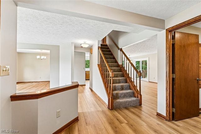 941 Karla Drive, Clinton, OH 44216
