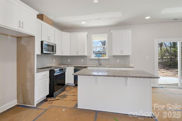 413 Dogwood Lane, Statesville, NC 28625