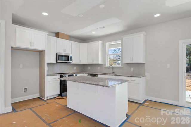 413 Dogwood Lane, Statesville, NC 28625