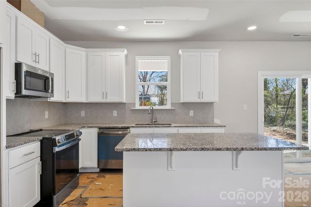 413 Dogwood Lane, Statesville, NC 28625