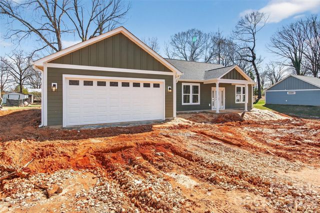 413 Dogwood Lane, Statesville, NC 28625