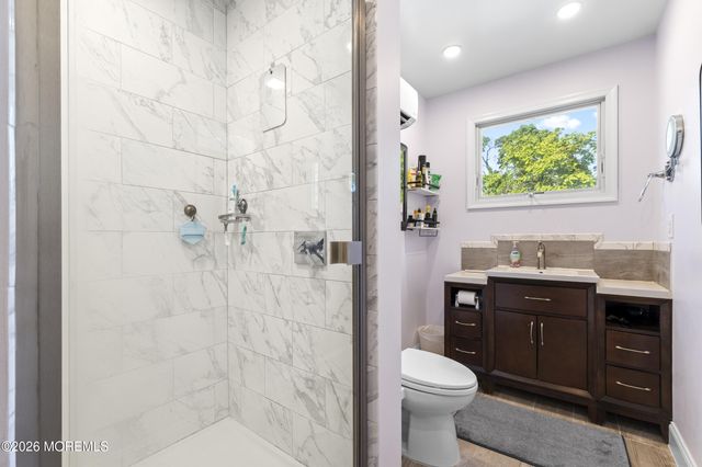 124 Pine Street, Toms River, NJ 08753