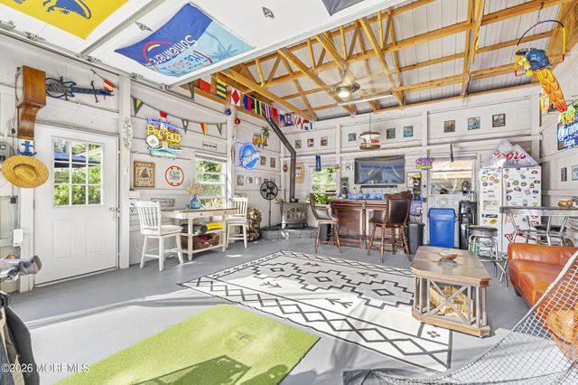 124 Pine Street, Toms River, NJ 08753