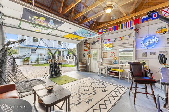 124 Pine Street, Toms River, NJ 08753