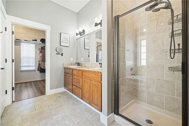 1406 Latisha Lane, Siloam Springs, AR 72761