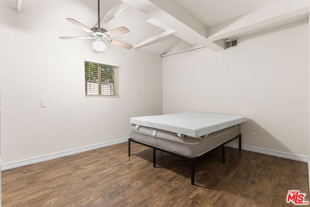 9200 Wystone Avenue, Northridge (los Angeles), CA 91324