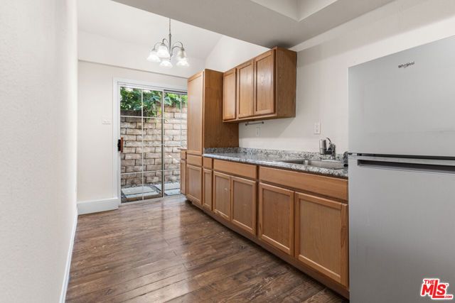9200 Wystone Avenue, Northridge (los Angeles), CA 91324