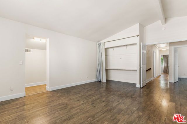 9200 Wystone Avenue, Northridge (los Angeles), CA 91324