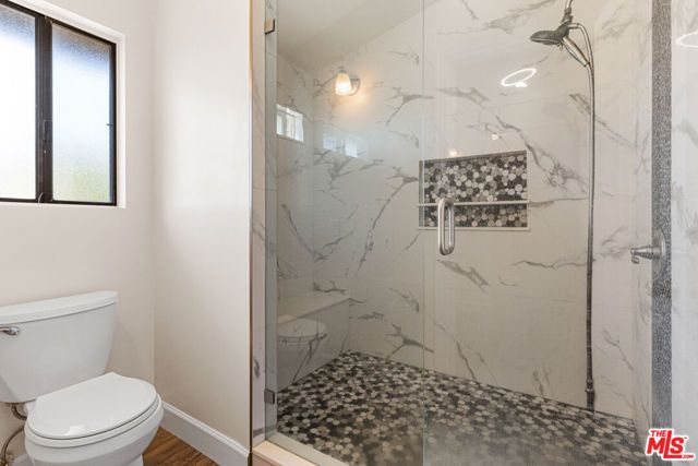 9200 Wystone Avenue, Northridge (los Angeles), CA 91324