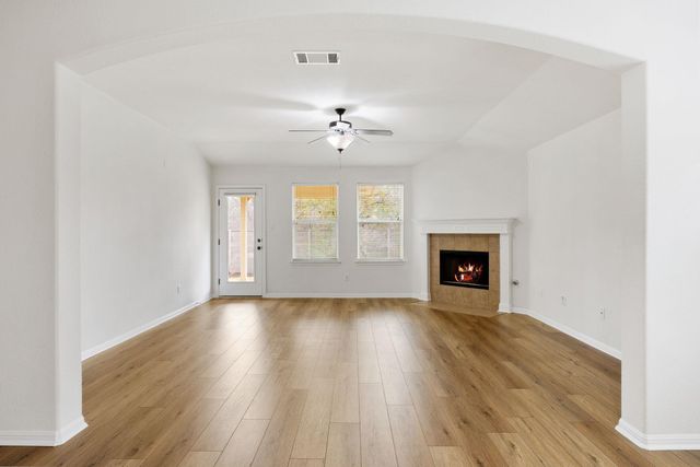 921 Brighton PL, Round Rock, TX 78665