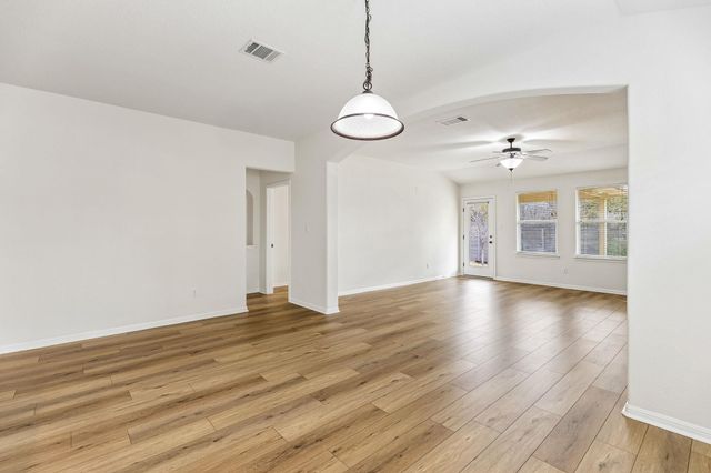 921 Brighton PL, Round Rock, TX 78665