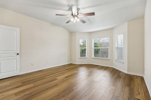 921 Brighton PL, Round Rock, TX 78665