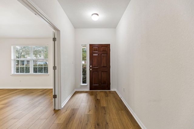 921 Brighton PL, Round Rock, TX 78665