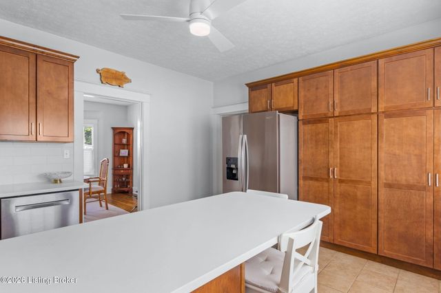 1424 Cardinal Dr, Louisville, KY 40213
